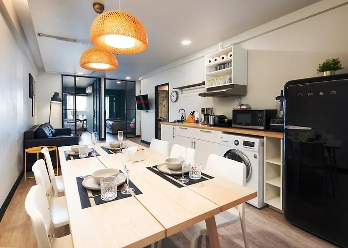 2 Bedroom State Tower Sathorn